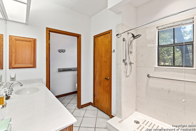 Image 13 of 40 For 30641 Beck  