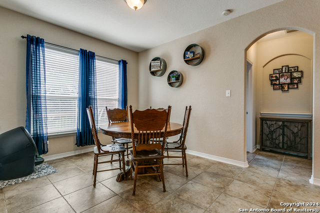 Image 13 of 28 For 13727 Palatine Hl
