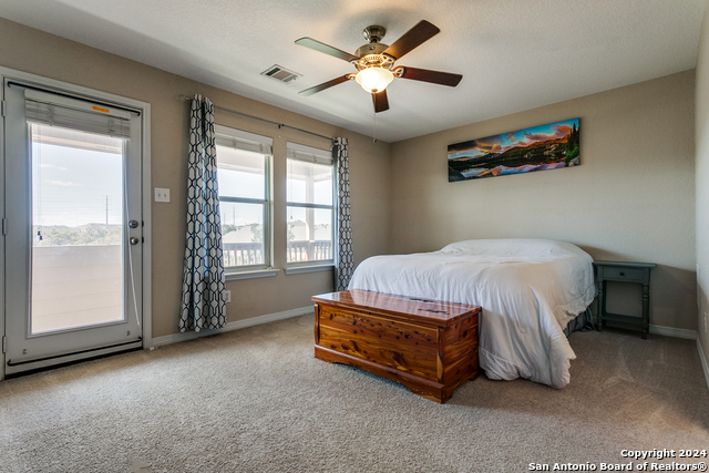 Image 17 of 28 For 13727 Palatine Hl