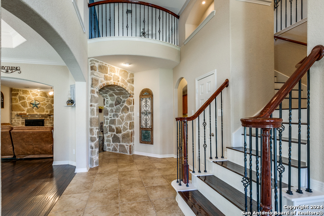 Image 7 of 28 For 13727 Palatine Hl