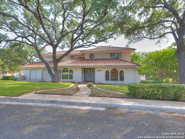 Image 3 of 49 For 12802 Country Crest