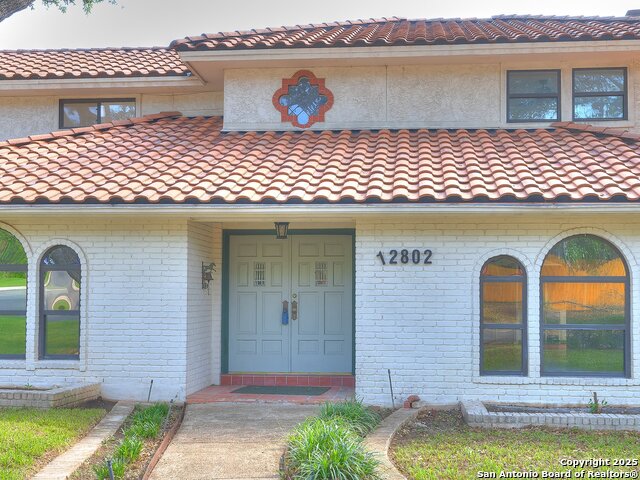 Image 5 of 49 For 12802 Country Crest