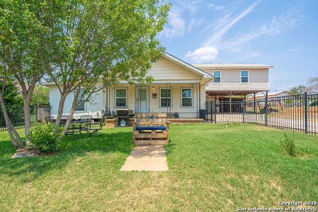 Details for 1004 Leona , Cotulla, TX 78014