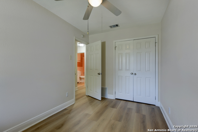 Listing photo id 13 for 9015 Spanish Cove