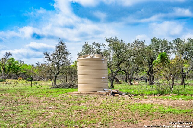Image 21 of 41 For 563 J B Road