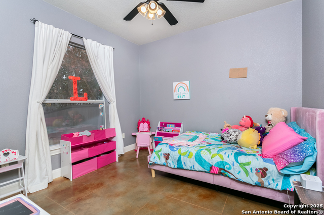 Image 15 of 26 For 125 Stone Canyon