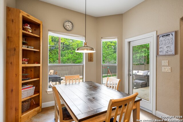 Image 9 of 26 For 125 Stone Canyon