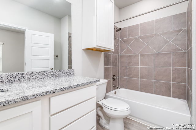 Image 13 of 32 For 609-611 Hudson St