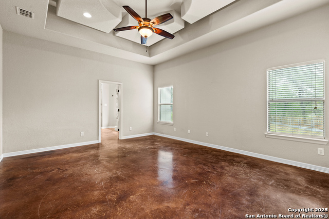 Listing photo id 27 for 105 Saddle Up