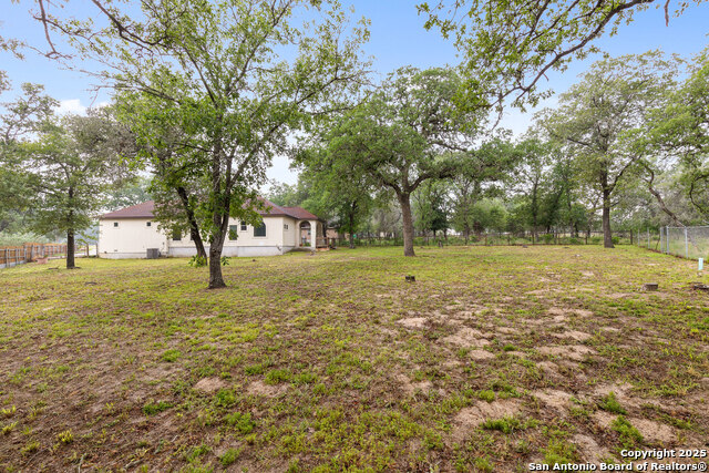 Listing photo id 45 for 105 Saddle Up
