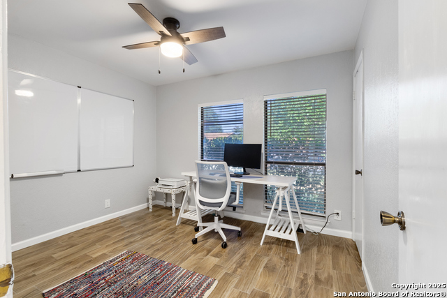 Image 16 of 25 For 6831 Country Hill