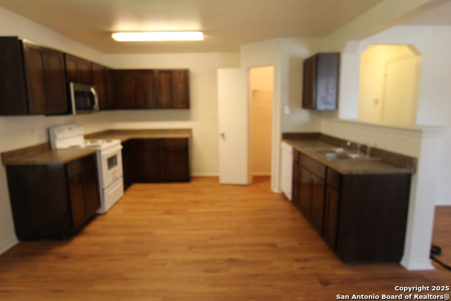 Image 10 of 29 For 16326 Appaloosa Oak