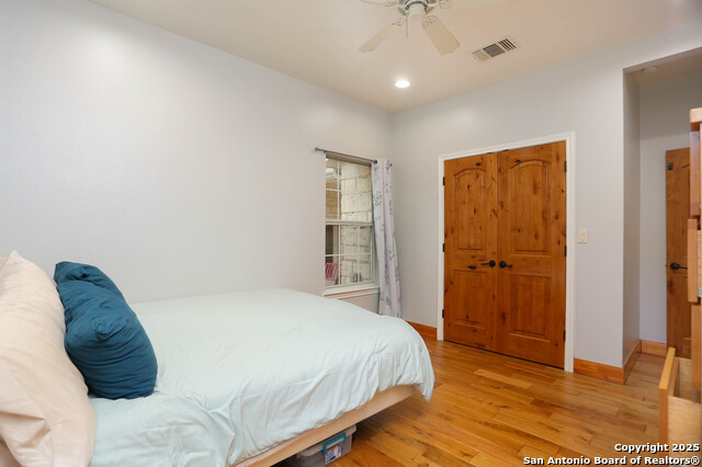 Listing photo id 14 for 1411 Driftwood