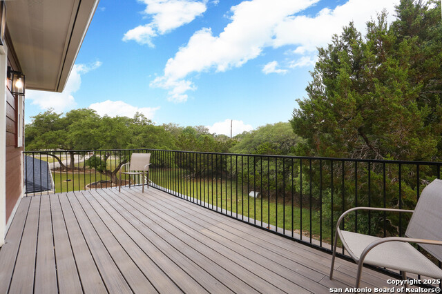 Listing photo id 22 for 1411 Driftwood
