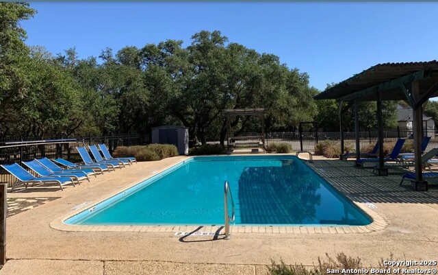 Listing photo id 29 for 1411 Driftwood