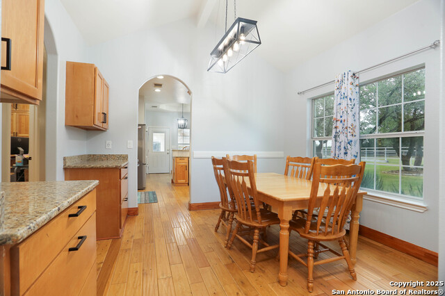 Listing photo id 5 for 1411 Driftwood