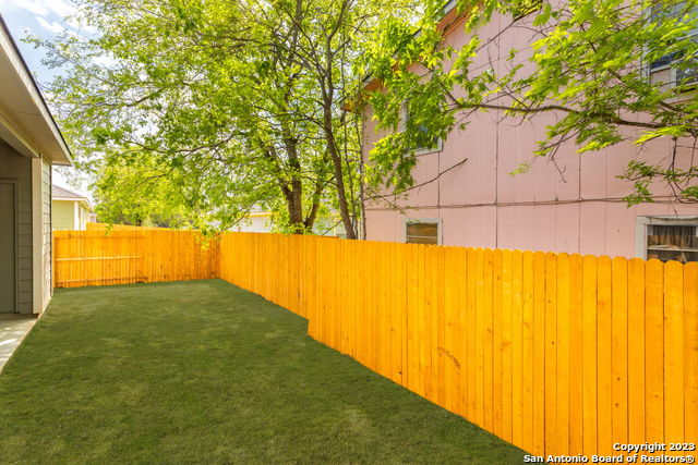 Image 31 of 32 For 513-515 Hudson St