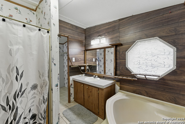 Image 12 of 24 For 18525 County Road 5722