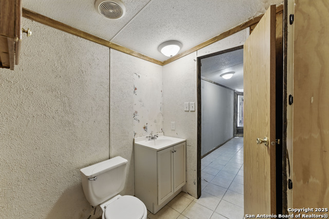 Image 16 of 24 For 18525 County Road 5722