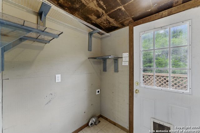 Image 17 of 24 For 18525 County Road 5722