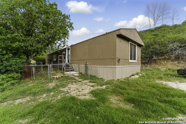 Image 5 of 24 For 18525 County Road 5722