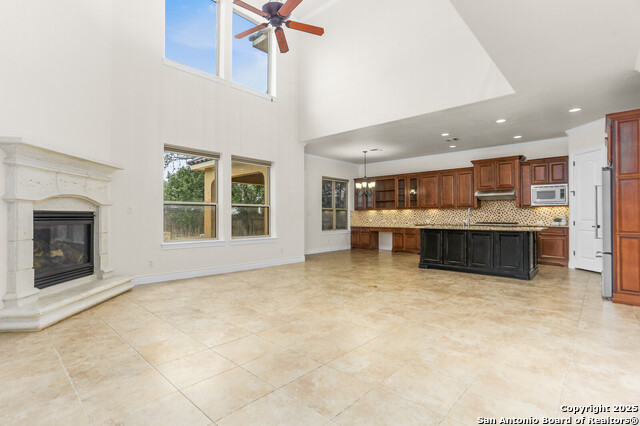 Image 17 of 45 For 25303 Estancia Cir