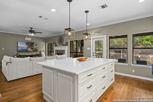 Image 11 of 45 For 16222 Deer Crest