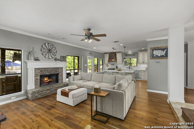 Image 12 of 45 For 16222 Deer Crest
