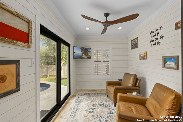 Image 16 of 45 For 16222 Deer Crest