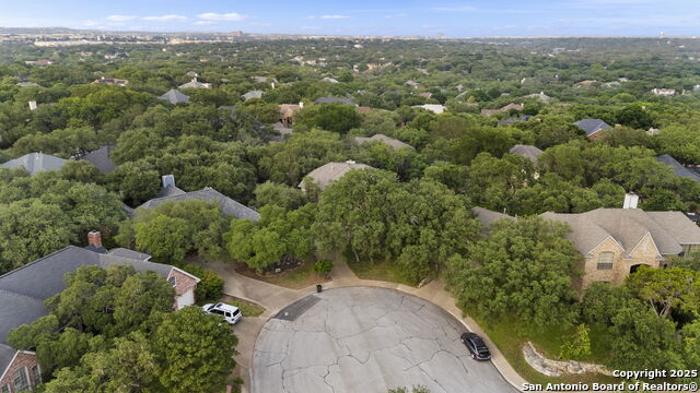 Image 43 of 45 For 16222 Deer Crest