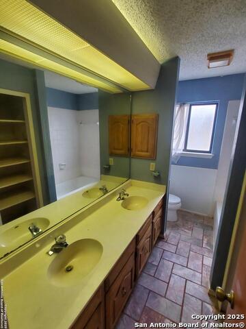 Listing photo id 23 for 1430 Synandra
