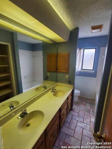 Listing photo id 24 for 1430 Synandra