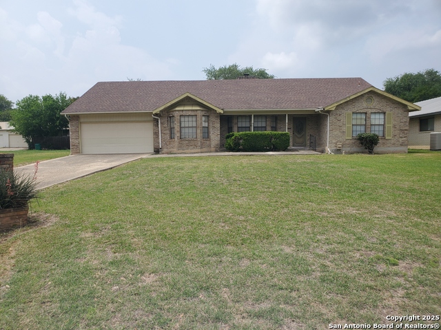 Listing photo id 1 for 1430 Synandra