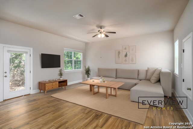 Image 4 of 11 For 3039 View Ridge Dr