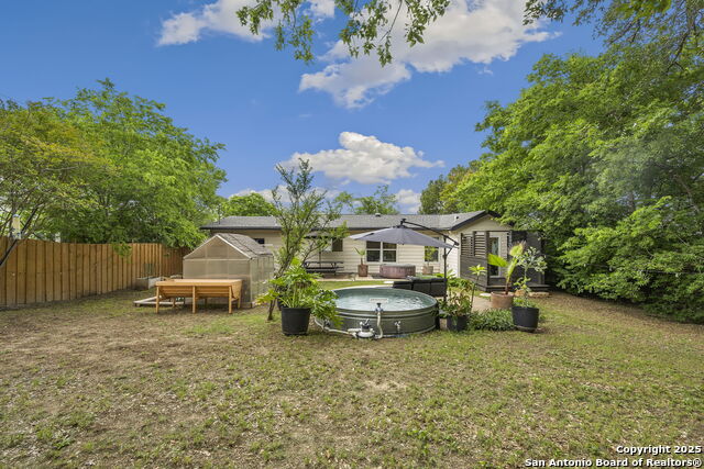 Image 36 of 41 For 718 Olney  