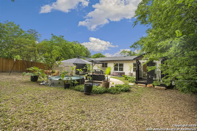 Image 37 of 41 For 718 Olney  