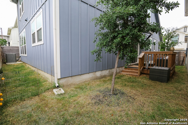 Image 28 of 28 For 1511 Sandalwood Ln E 8