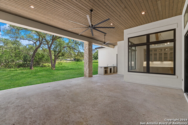 Listing photo id 22 for 11114 Nina Ridge