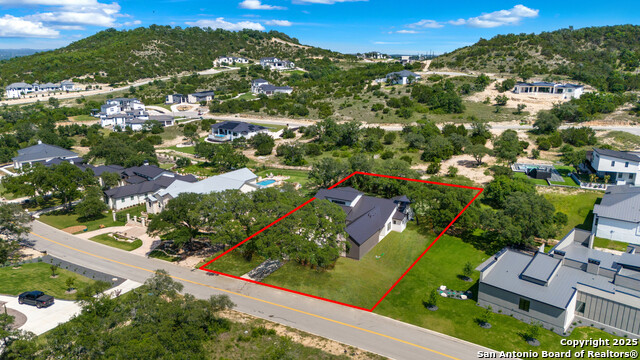 Listing photo id 25 for 11114 Nina Ridge