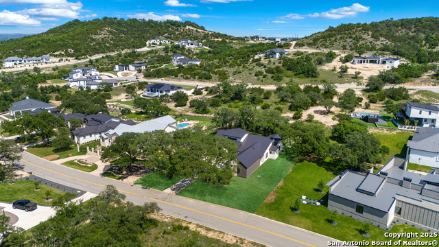 Listing photo id 26 for 11114 Nina Ridge