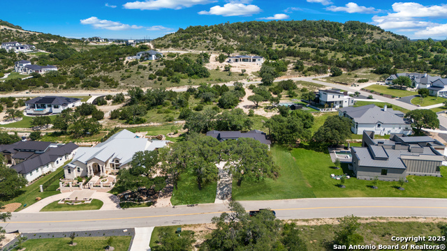 Listing photo id 28 for 11114 Nina Ridge
