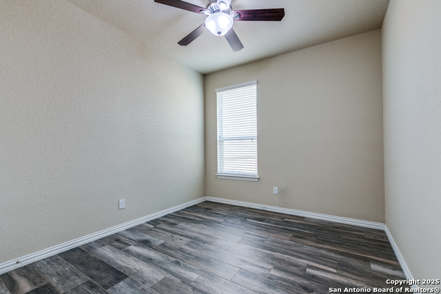 Image 17 of 25 For 12418 Maverick Ranch