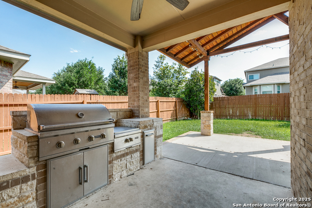 Image 22 of 25 For 12418 Maverick Ranch