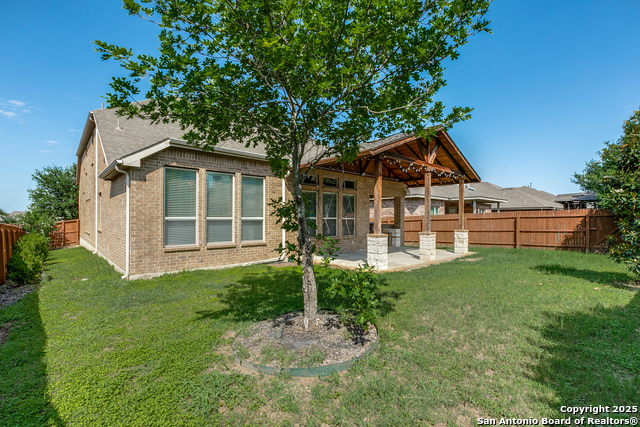 Image 24 of 25 For 12418 Maverick Ranch