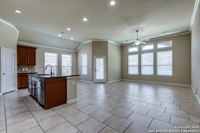 Image 7 of 25 For 12418 Maverick Ranch
