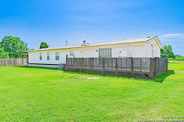 Image 36 of 37 For 14305 Streich
