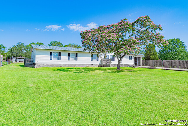 Image 6 of 37 For 14305 Streich