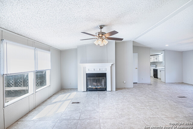 Image 7 of 37 For 14305 Streich