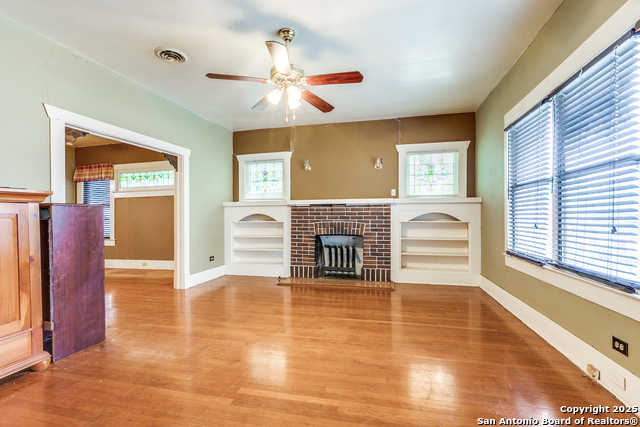 Image 5 of 25 For 806 Kayton Ave