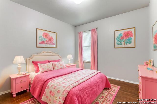 Listing photo id 9 for 3603 Aranda Fields